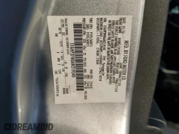 ✅ 2010 Ford Focus SE • VIN: 1FAHP3FN0AW219340 • Lot: 80858605. Wystawiony na Copart z przebiegiem 191 077 mil. Bezpłatny archiwum sprzedaży aukcyjnych z USA i szczegółowy raport historii pojazdu na DreamBid. Zdjęcie 12.