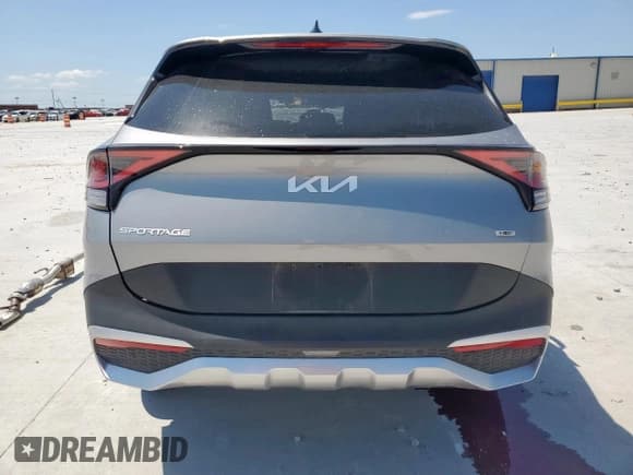 ✅ 2025 Kia Sportage LX • VIN: KNDPU3DG9S7191990 • Lot: 70779475. Wystawiony na Copart z przebiegiem 8 227 mil. Bezpłatny archiwum sprzedaży aukcyjnych z USA i szczegółowy raport historii pojazdu na DreamBid. Zdjęcie 6.