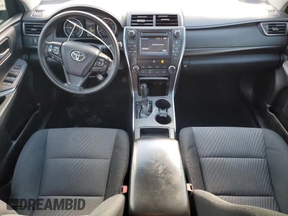 ✅ 2017 Toyota Camry LE • VIN: 4T1BF1FK4HU300176 • Lot: 91593415. Wystawiony na Copart z przebiegiem 83 075 mil. Bezpłatny archiwum sprzedaży aukcyjnych z USA i szczegółowy raport historii pojazdu na DreamBid. Zdjęcie 8.