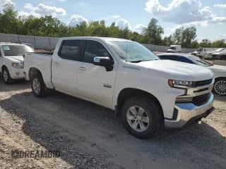 ✅ 2020 Chevrolet Silverado 1500 LT • VIN: 3GCUYDED1LG338830 • Lot: 70408964. Wystawiony na Copart z przebiegiem 121 827 mil. Bezpłatny archiwum sprzedaży aukcyjnych z USA i szczegółowy raport historii pojazdu na DreamBid. Zdjęcie 4.