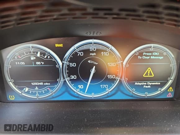 ✅ 2015 Jaguar XJ Portfolio • VIN: SAJWA2GZ8F8V82903 • Lot: 87187465. Wystawiony na Copart z przebiegiem 129 348 mil. Bezpłatny archiwum sprzedaży aukcyjnych z USA i szczegółowy raport historii pojazdu na DreamBid. Zdjęcie 9.