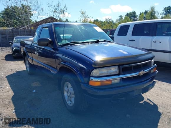 ✅ 2001 Chevrolet S-10 LS • VIN: 1GCDT19WX1K154940 • Лот: 43124829. Опубликован ранее на IAAI с пробегом 126 530 миль. Бесплатный доступ к архиву аукционных продаж из США и подробный отчёт об истории автомобиля на DreamBid. Изображение 1.