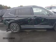 ✅ 2021 Volkswagen Tiguan SE • VIN: 3VV3B7AXXMM077720 • Лот: 43548968. Опубликован ранее на IAAI с пробегом 93 756 миль. Бесплатный доступ к архиву аукционных продаж из США и подробный отчёт об истории автомобиля на DreamBid. Изображение 6.