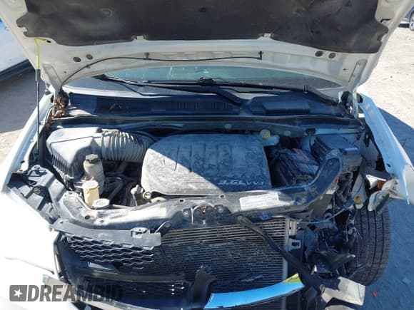 ✅ 2013 Dodge Grand Caravan SE • VIN: 2C4RDGBG1DR532996 • Lot: 43426620. Wystawiony na IAAI z przebiegiem 206 141 mil. Bezpłatny archiwum sprzedaży aukcyjnych z USA i szczegółowy raport historii pojazdu na DreamBid. Zdjęcie 10.