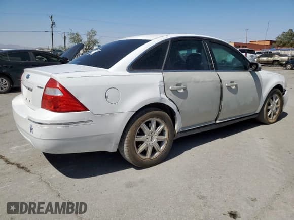✅ 2005 Ford Five Hundred Limited • VIN: 1FAHP281X5G134638 • Lot: 58256315. Listed on Copart with Not provided. Free auction sales archive from the USA and detailed vehicle history report at DreamBid. Image 3.
