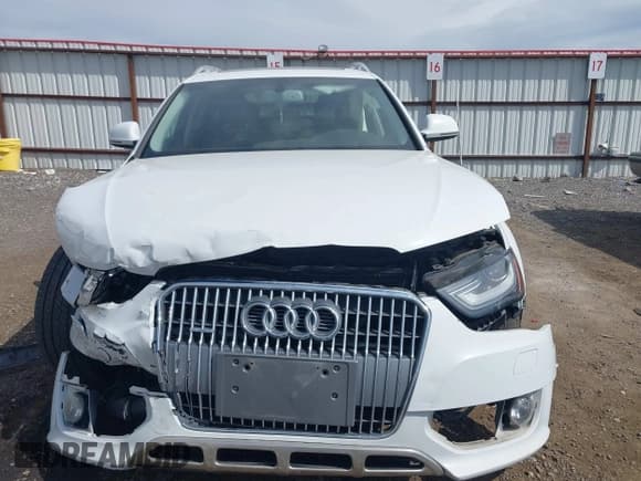 ✅ 2015 Audi allroad A4 Premium Plus • VIN: WA1UFAFL1FA102363 • Лот: 42449859. Опубликован ранее на IAAI с пробегом 88 633 миль. Бесплатный доступ к архиву аукционных продаж из США и подробный отчёт об истории автомобиля на DreamBid. Изображение 11.