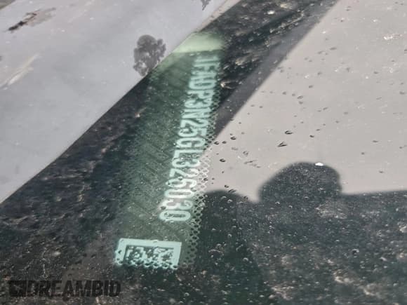 ✅ 2016 Ford Focus Titanium • VIN: 1FADP3N25GL326030 • Lot: 93662905. Wystawiony na Copart z przebiegiem 44 123 mil. Bezpłatny archiwum sprzedaży aukcyjnych z USA i szczegółowy raport historii pojazdu na DreamBid. Zdjęcie 13.