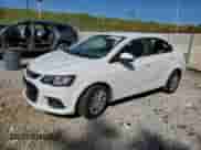 2020 Chevrolet Sonic LS с VIN 1G1JB5SB2L4132029, выставлен на аукционе Copart как лот 64029135 с пробегом 49 250 миль миль и Списание • Salvage title. История ставок и продаж доступна на DreamBid. Изображение 1.
