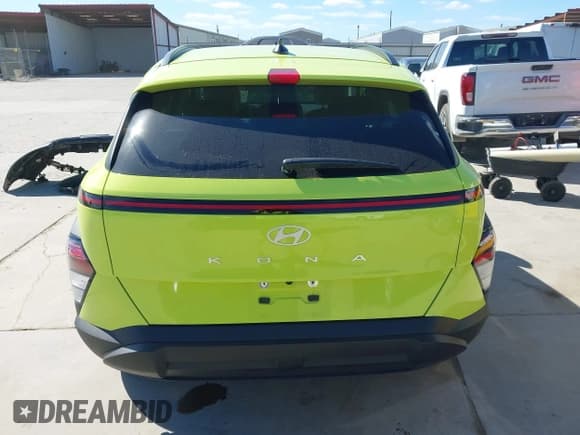 ✅ 2025 Hyundai Kona SEL • VIN: KM8HB3AB2SU225672 • Lot: 43696898. Listed on IAAI with 31,214 mi. Free auction sales archive from the USA and detailed vehicle history report at DreamBid. Image 16.