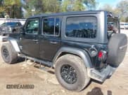 ✅ 2020 Jeep Wrangler Unlimited Sport S • VIN: 1C4HJXDN2LW275305 • Lot: 43779048. Wystawiony na IAAI z przebiegiem 86 074 mil. Bezpłatny archiwum sprzedaży aukcyjnych z USA i szczegółowy raport historii pojazdu na DreamBid. Zdjęcie 3.