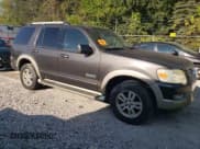 ✅ 2007 Ford Explorer Eddie Bauer • VIN: 1FMEU74EX7UA40867 • Lot: 70993795. Wystawiony na Copart z przebiegiem 204 293 mil. Bezpłatny archiwum sprzedaży aukcyjnych z USA i szczegółowy raport historii pojazdu na DreamBid. Zdjęcie 4.