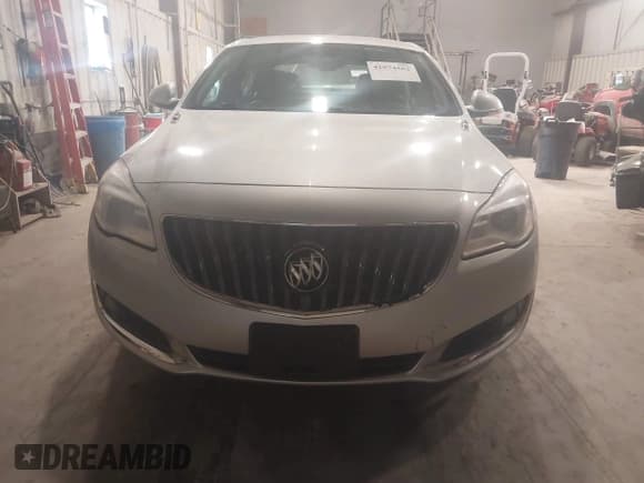 ✅ 2016 Buick Regal • VIN: 2G4GK5EX8G9104940 • Lot: 42974562. Listed on IAAI with 106,130 mi. Free auction sales archive from the USA and detailed vehicle history report at DreamBid. Image 12.