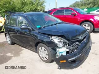 2010 Hyundai Elantra SE z VIN KMHDC8AE5AU063201, wystawiony jako IAAI lot #42995022 z przebiegiem 123 791 mil mil oraz . Historia ofert i sprzedaży dostępna na DreamBid. Obrazek 1.