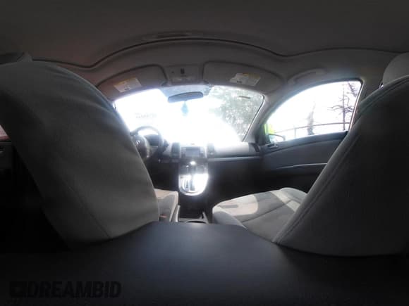 ✅ 2012 Nissan Sentra 2.0 • VIN: 3N1AB6AP6CL662205 • Lot: 42719141. Wystawiony na IAAI z przebiegiem 120 898 mil. Bezpłatny archiwum sprzedaży aukcyjnych z USA i szczegółowy raport historii pojazdu na DreamBid. Zdjęcie 18.