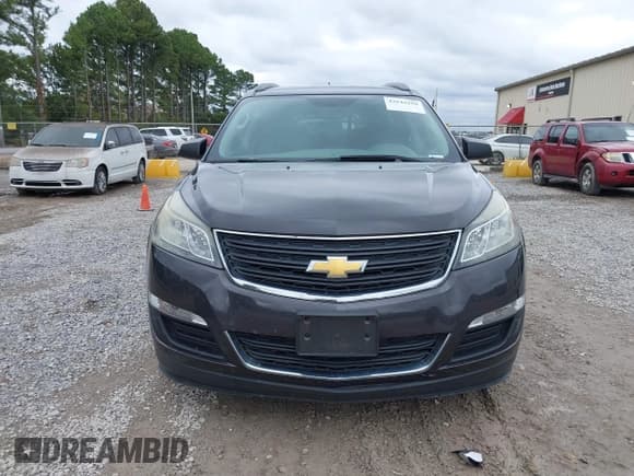 ✅ 2017 Chevrolet Traverse LS • VIN: 1GNKRFED8HJ292958 • Lot: 43543259. Wystawiony na IAAI z przebiegiem 157 378 mil. Bezpłatny archiwum sprzedaży aukcyjnych z USA i szczegółowy raport historii pojazdu na DreamBid. Zdjęcie 12.