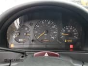 ✅ 2000 Mercedes-Benz M 320/430/500 • VIN: 4JGAB72E3YA188479 • Lot: 68973145. Listed on Copart with 144,256 mi. Free auction sales archive from the USA and detailed vehicle history report at DreamBid. Image 9.