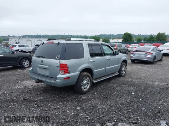 ✅ 2005 Mercury Mountaineer • VIN: 4M2DU86E25ZJ20760 • Лот: 42512014. Опубликован ранее на IAAI с пробегом 120 923 миль. Бесплатный доступ к архиву аукционных продаж из США и подробный отчёт об истории автомобиля на DreamBid. Изображение 4.