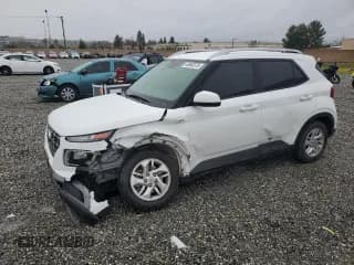 ✅ 2020 Hyundai Venue SEL • VIN: KMHRC8A3XLU040343 • Lot: 48562075. Wystawiony na Copart z przebiegiem 108 929 mil. Bezpłatny archiwum sprzedaży aukcyjnych z USA i szczegółowy raport historii pojazdu na DreamBid. Zdjęcie 1.