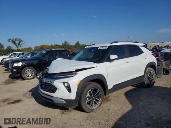 ✅ 2025 Chevrolet TrailBlazer LT • VIN: KL79MPSL9SB109458 • Лот: 86861475. Размещён на Copart с пробегом 6 149 миль миль. Получите бесплатный доступ к архиву аукционных продаж из США и посмотрите подробный отчёт об истории автомобиля на DreamBid. Изображение 1.