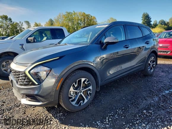 ✅ 2023 Kia Sportage EX • VIN: KNDPVCAGXP7026717 • Lot: 86308235. Wystawiony na Copart z przebiegiem 45 746 mil. Bezpłatny archiwum sprzedaży aukcyjnych z USA i szczegółowy raport historii pojazdu na DreamBid. Zdjęcie 1.