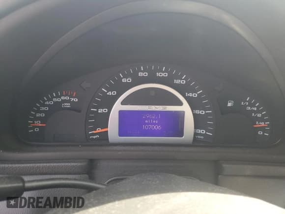 ✅ 2002 Mercedes-Benz C AMG • VIN: WDBRF65J92F226403 • Lot: 64702235. Wystawiony na Copart z przebiegiem 107 006 mil. Bezpłatny archiwum sprzedaży aukcyjnych z USA i szczegółowy raport historii pojazdu na DreamBid. Zdjęcie 9.