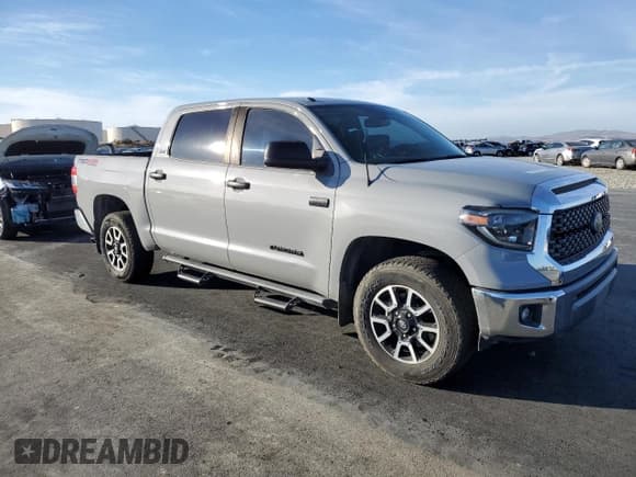 ✅ 2019 Toyota Tundra SR5 • VIN: 5TFDY5F13KX854563 • Lot: 90518715. Wystawiony na Copart z przebiegiem 67 985 mil. Bezpłatny archiwum sprzedaży aukcyjnych z USA i szczegółowy raport historii pojazdu na DreamBid. Zdjęcie 4.
