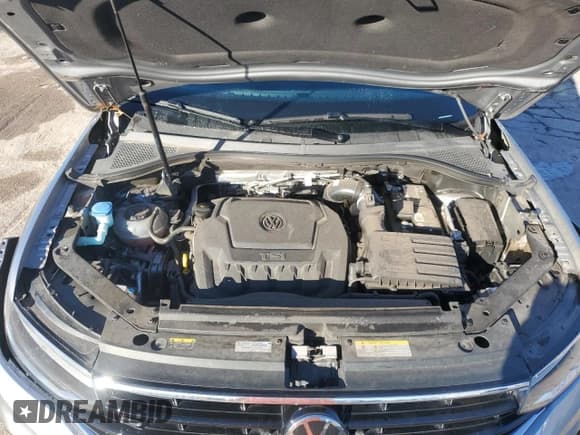 ✅ 2022 Volkswagen Tiguan SE R-Line Black • VIN: 3VVCB7AX1NM035874 • Lot: 81419224. Wystawiony na Copart z przebiegiem Nie podano. Bezpłatny archiwum sprzedaży aukcyjnych z USA i szczegółowy raport historii pojazdu na DreamBid. Zdjęcie 14.