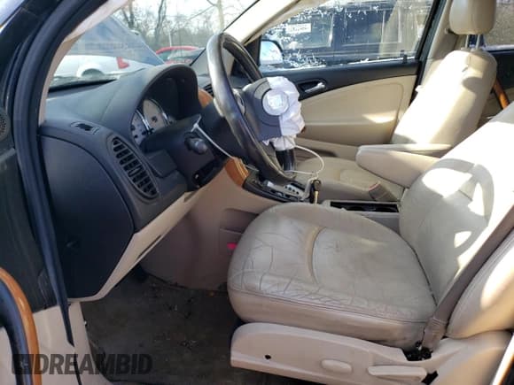 ✅ 2006 Saturn VUE • VIN: 5GZCZ63476S809768 • Lot: 53943135. Wystawiony na Copart z przebiegiem 188 710 mil. Bezpłatny archiwum sprzedaży aukcyjnych z USA i szczegółowy raport historii pojazdu na DreamBid. Zdjęcie 7.