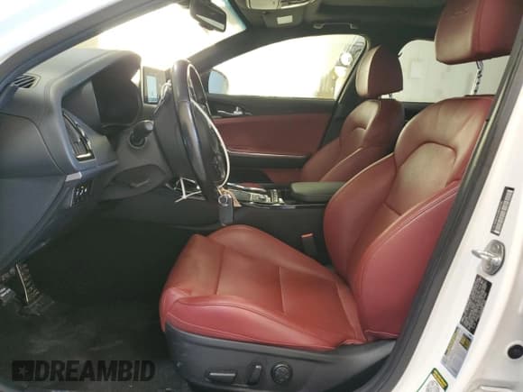 ✅ 2021 Kia Stinger GT-Line • VIN: KNAE15LA2M6087596 • Lot: 82191785. Wystawiony na Copart z przebiegiem 58 382 mil. Bezpłatny archiwum sprzedaży aukcyjnych z USA i szczegółowy raport historii pojazdu na DreamBid. Zdjęcie 7.