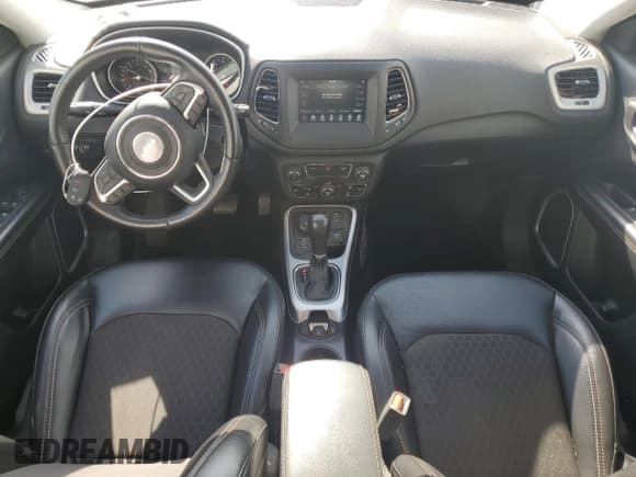 ✅ 2020 Jeep Compass Latitude • VIN: 3C4NJDBB1LT105128 • Lot: 85172875. Listed on Copart with 53,525 mi. Free auction sales archive from the USA and detailed vehicle history report at DreamBid. Image 8.