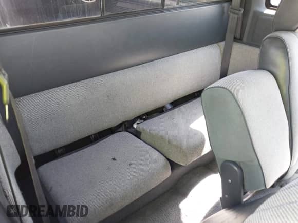 1990 Dodge Dakota z VIN 1B7GL23X0LS642396, wystawiony jako IAAI lot #42359220 z przebiegiem 177 562 mil mil oraz . Historia ofert i sprzedaży dostępna na DreamBid. Obrazek 8.