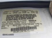 ✅ 2008 Nissan Versa SL • VIN: 3N1BC13E98L413582 • Lot: 43232394. Wystawiony na IAAI z przebiegiem 155 623 mil. Bezpłatny archiwum sprzedaży aukcyjnych z USA i szczegółowy raport historii pojazdu na DreamBid. Zdjęcie 9.