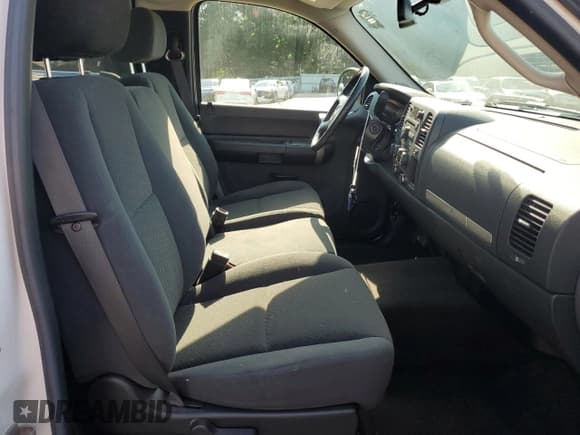 ✅ 2007 Chevrolet Silverado 1500 Work Truck • VIN: 1GCEK14007Z517367 • Lot: 60141415. Listed on Copart with 83,560 mi. Free auction sales archive from the USA and detailed vehicle history report at DreamBid. Image 10.