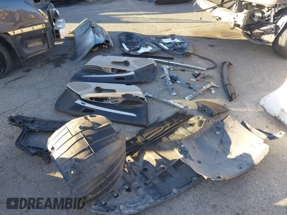 ✅ 2009 Infiniti G37 Journey • VIN: JNKCV61E59M301668 • Lot: 43473107. Listed on IAAI with 174,630 mi. Free auction sales archive from the USA and detailed vehicle history report at DreamBid. Image 18.