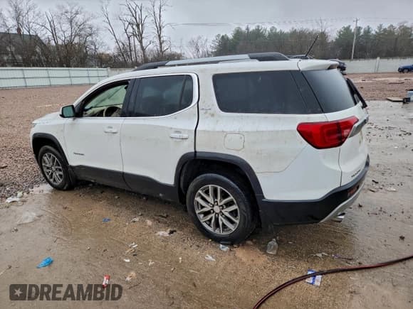 ✅ 2019 GMC Acadia SLE • VIN: 1GKKNSLS7KZ165226 • Лот: 93440755. Опубликован ранее на Copart с пробегом Не указан. Бесплатный доступ к архиву аукционных продаж из США и подробный отчёт об истории автомобиля на DreamBid. Изображение 2.