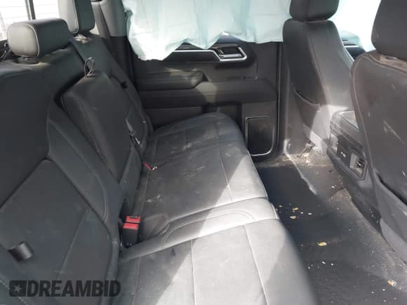 ✅ 2022 Chevrolet Silverado 1500 RST • VIN: 1GCUDEED5NZ550828 • Lot: 43555637. Listed on IAAI with 38,677 mi. Free auction sales archive from the USA and detailed vehicle history report at DreamBid. Image 8.