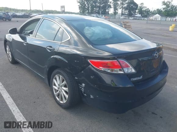 ✅ 2011 Mazda 6 i Touring • VIN: 1YVHZ8CH0B5M04991 • Lot: 42668888. Wystawiony na IAAI z przebiegiem 146 389 mil. Bezpłatny archiwum sprzedaży aukcyjnych z USA i szczegółowy raport historii pojazdu na DreamBid. Zdjęcie 3.