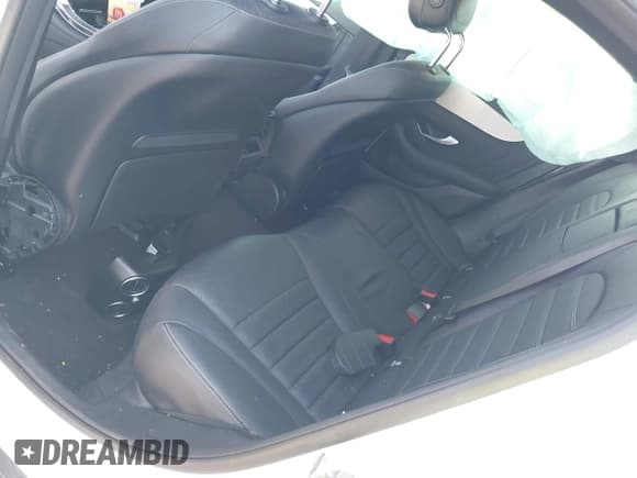 ✅ 2022 Mercedes-Benz GLC 300 • VIN: W1N0J8EB1NG026331 • Lot: 41850167. Listed on IAAI with Not provided. Free auction sales archive from the USA and detailed vehicle history report at DreamBid. Image 8.