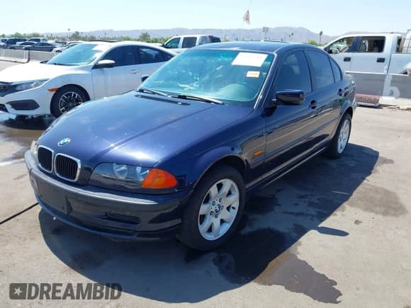2000 BMW 3 Series 323i с VIN WBAAM3336YFP67194, выставлен на аукционе IAAI как лот 42465799 с пробегом 165 096 миль миль и . История ставок и продаж доступна на DreamBid. Изображение 18.