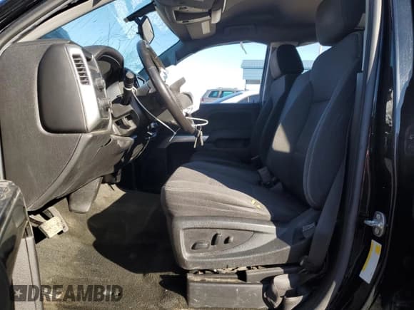 ✅ 2018 Chevrolet Silverado 1500 LT • VIN: 1GCUKREC0JF207280 • Лот: 85407635. Опубликован ранее на Copart с пробегом 120 818 миль. Бесплатный доступ к архиву аукционных продаж из США и подробный отчёт об истории автомобиля на DreamBid. Изображение 7.