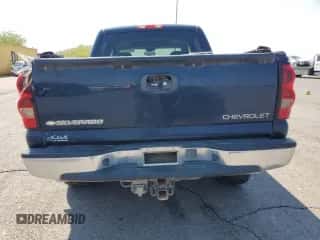 ✅ 2005 Chevrolet Silverado 1500 Z71 • VIN: 2GCEK13T851356381 • Lot: 68854844. Wystawiony na Copart z przebiegiem 172 306 mil mil. Skorzystaj z bezpłatnego archiwum sprzedaży aukcyjnych z USA i zobacz szczegółowy raport historii pojazdu na DreamBid. Zdjęcie 6.