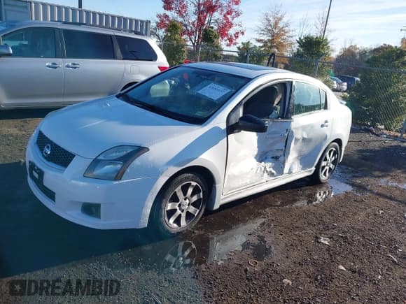 ✅ 2012 Nissan Sentra SR • VIN: 3N1AB6APXCL724897 • Lot: 43681637. Listed on IAAI with 83,937 mi. Free auction sales archive from the USA and detailed vehicle history report at DreamBid. Image 2.