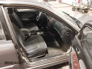 ✅ 2003 Hyundai Sonata GLS • VIN: KMHWF35H83A876981 • Lot: 42303654. Wystawiony na IAAI z przebiegiem 99 462 mil. Bezpłatny archiwum sprzedaży aukcyjnych z USA i szczegółowy raport historii pojazdu na DreamBid. Zdjęcie 5.