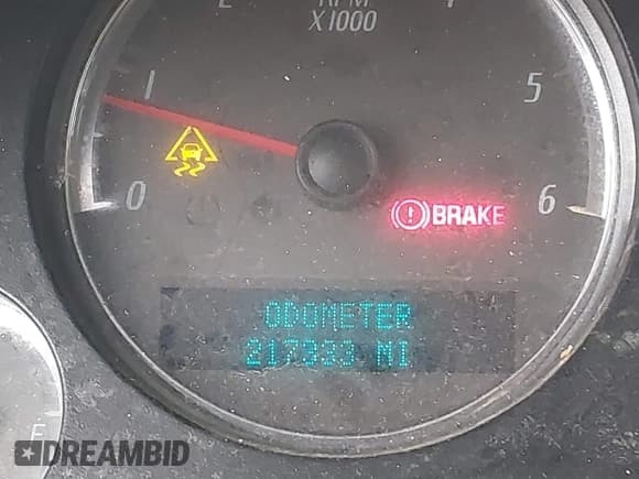 ✅ 2007 GMC Sierra Denali • VIN: 2GTEK638771661866 • Lot: 43706706. Wystawiony na IAAI z przebiegiem 217 333 mil. Bezpłatny archiwum sprzedaży aukcyjnych z USA i szczegółowy raport historii pojazdu na DreamBid. Zdjęcie 15.