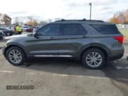 ✅ 2020 Ford Explorer XLT • VIN: 1FMSK8DH9LGB88851 • Lot: 43546314. Wystawiony na IAAI z przebiegiem 85 988 mil. Bezpłatny archiwum sprzedaży aukcyjnych z USA i szczegółowy raport historii pojazdu na DreamBid. Zdjęcie 14.