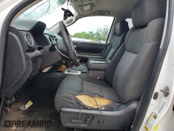 ✅ 2015 Toyota Tundra SR5 • VIN: 5TFDM5F15FX061220 • Lot: 65174795. Listed on Copart with 122,936 mi. Free auction sales archive from the USA and detailed vehicle history report at DreamBid. Image 7.