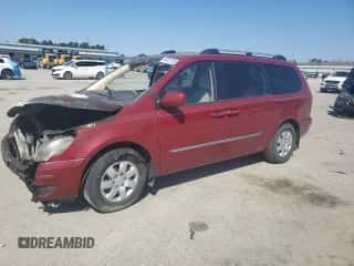 2008 Hyundai Entourage GLS z VIN KNDMC233786045066, wystawiony jako Copart lot #48761135 z przebiegiem Nie podano mil oraz Szkoda całkowita • Salvage title. Historia ofert i sprzedaży dostępna na DreamBid. Obrazek 1.