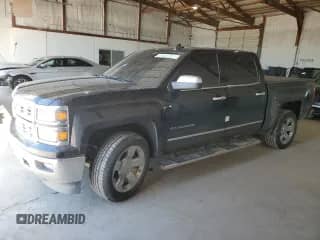 2015 Chevrolet Silverado 1500 LTZ z VIN 3GCUKSEC6FG480981, wystawiony jako Copart lot #45966185 z przebiegiem 139 194 mil mil oraz Szkoda całkowita • Salvage title. Historia ofert i sprzedaży dostępna na DreamBid. Obrazek 1.