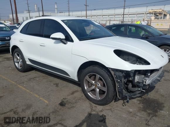 ✅ 2018 Porsche Macan • VIN: WP1AA2A51JLB09508 • Lot: 43535675. Wystawiony na IAAI z przebiegiem 78 177 mil. Bezpłatny archiwum sprzedaży aukcyjnych z USA i szczegółowy raport historii pojazdu na DreamBid. Zdjęcie 1.