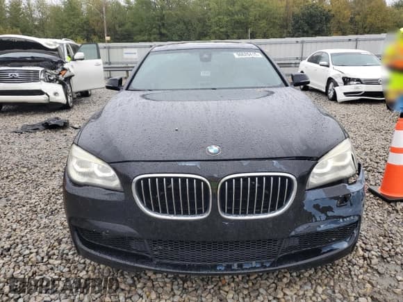 ✅ 2013 BMW 7 Series 740Li • VIN: WBAYE4C55DD137448 • Лот: 90626415. Опубликован ранее на Copart с пробегом 196 997 миль. Бесплатный доступ к архиву аукционных продаж из США и подробный отчёт об истории автомобиля на DreamBid. Изображение 5.
